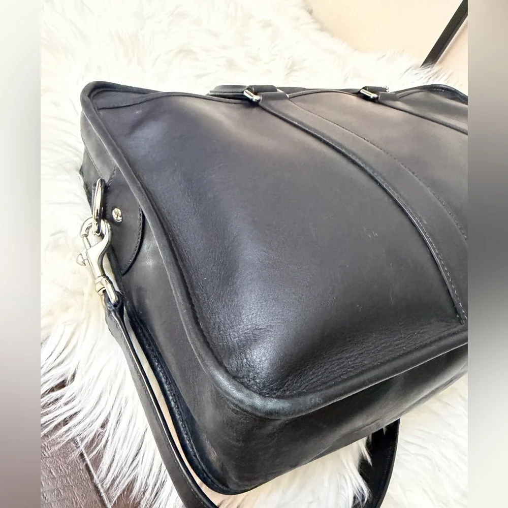 Coach Business 2-way Bag F70374